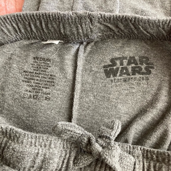 Star Wars - The Mandalorian - The Child “Baby Yoda” Grogu - 2 piece Lounge Set - Picture 7 of 7